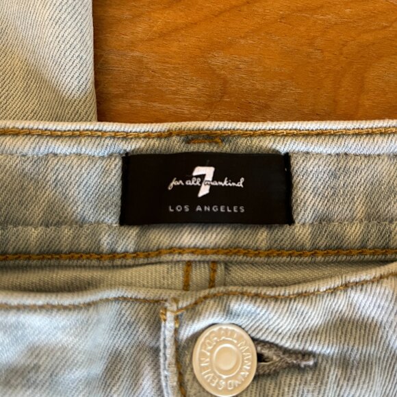7 For All Mankind High Waist Cropped Straight Light Wash Jeans Size 30 - Picture 11 of 11